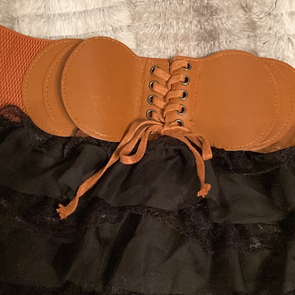 Mint Green | Women’s Ruffled Lace Skirt - Picture 4 of 8